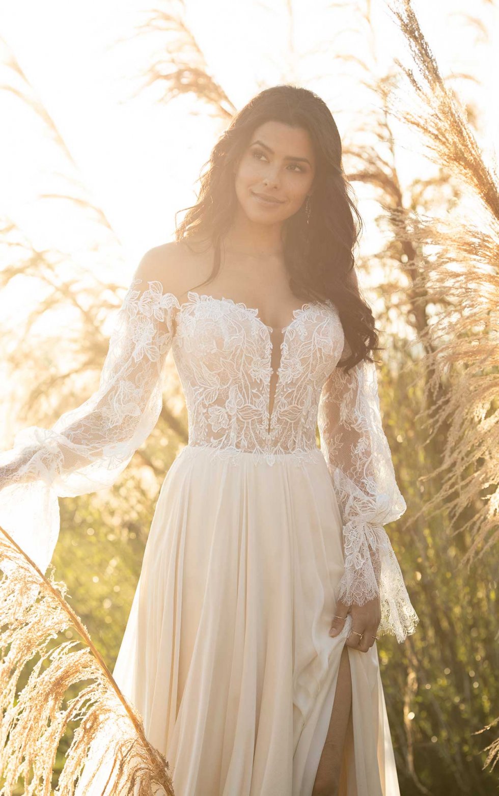 fitted lace wedding dress Finn Vanilla Bridal fitted lace wedding dress Finn Vanilla Bridal